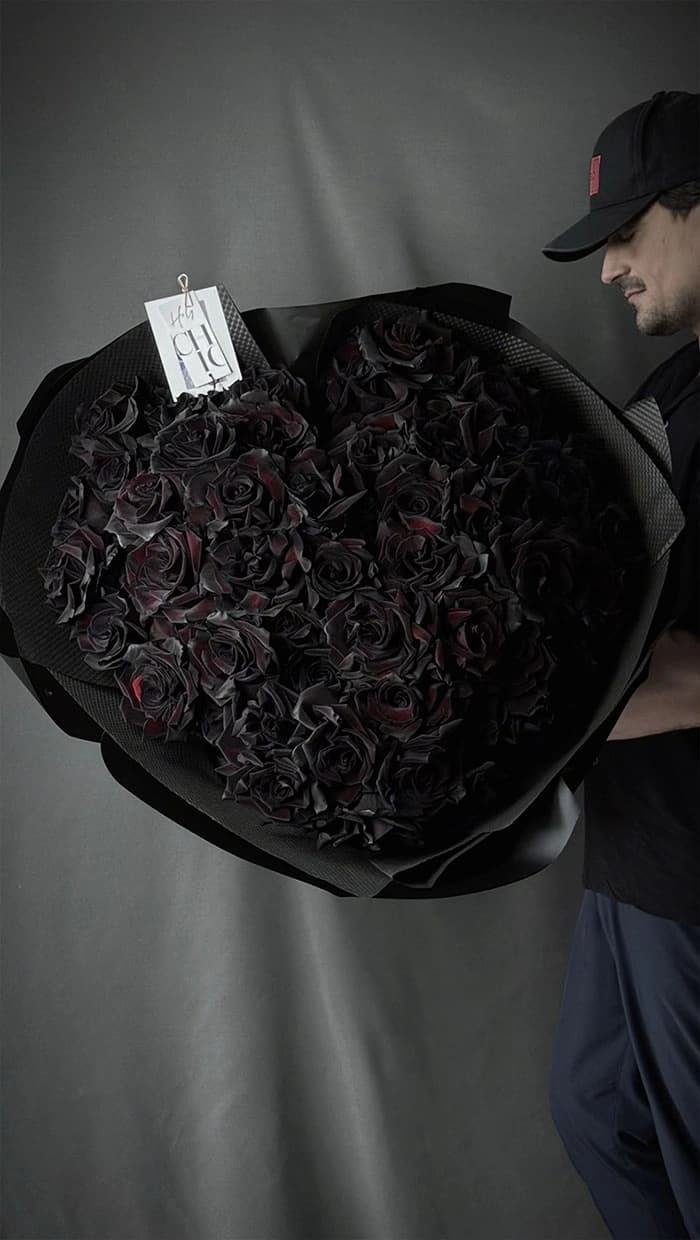 A black heart of 100 roses by Holy Chic Flowers Manila, product view 2