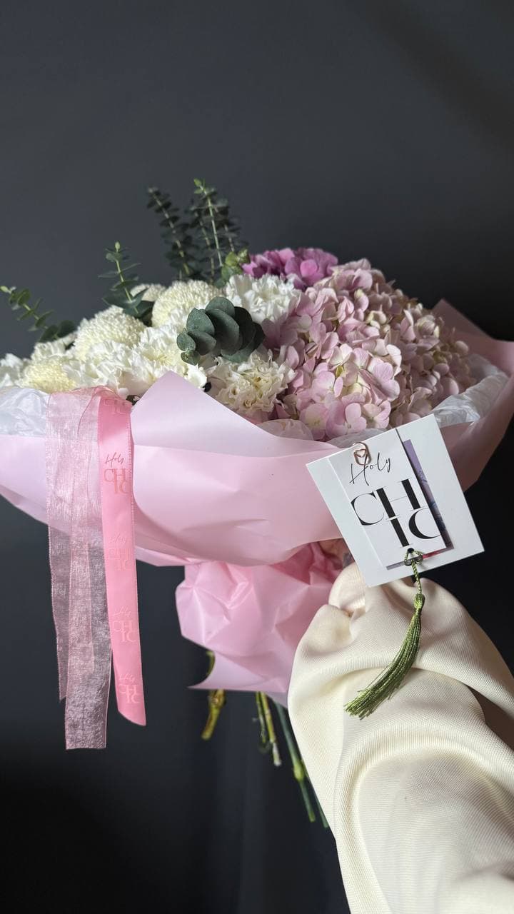 Bouquet L, view 2 by Holy Chic Flowers Manila