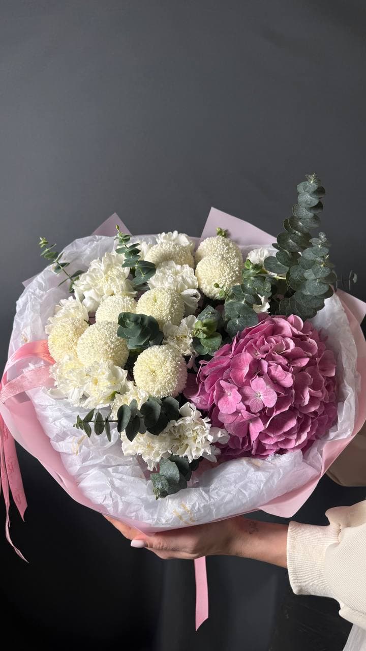 Bouquet M, view 2 by Holy Chic Flowers Manila