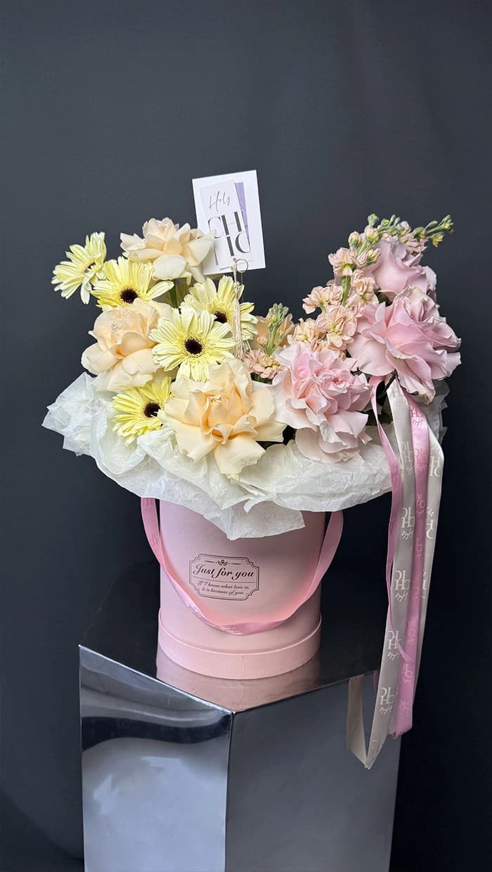 A dopamine flower box mix by Holy Chic Flowers Manila