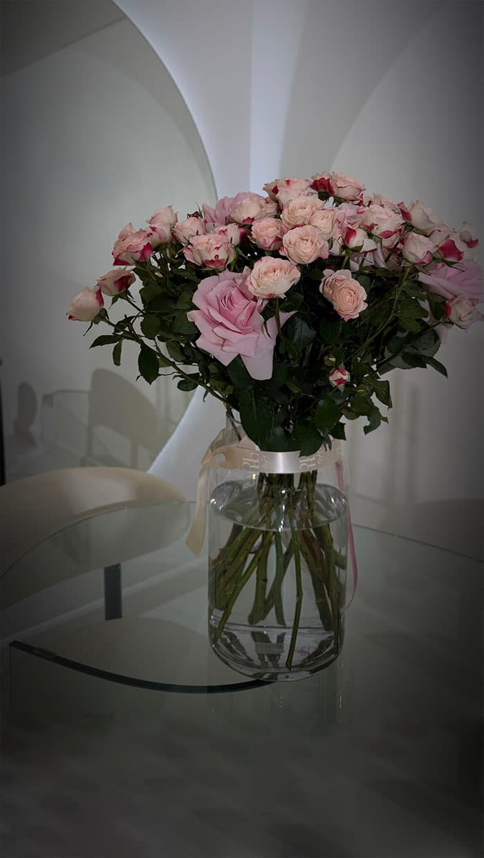 Flowers subscription L by Holy Chic Flowers Manila, product view 1
