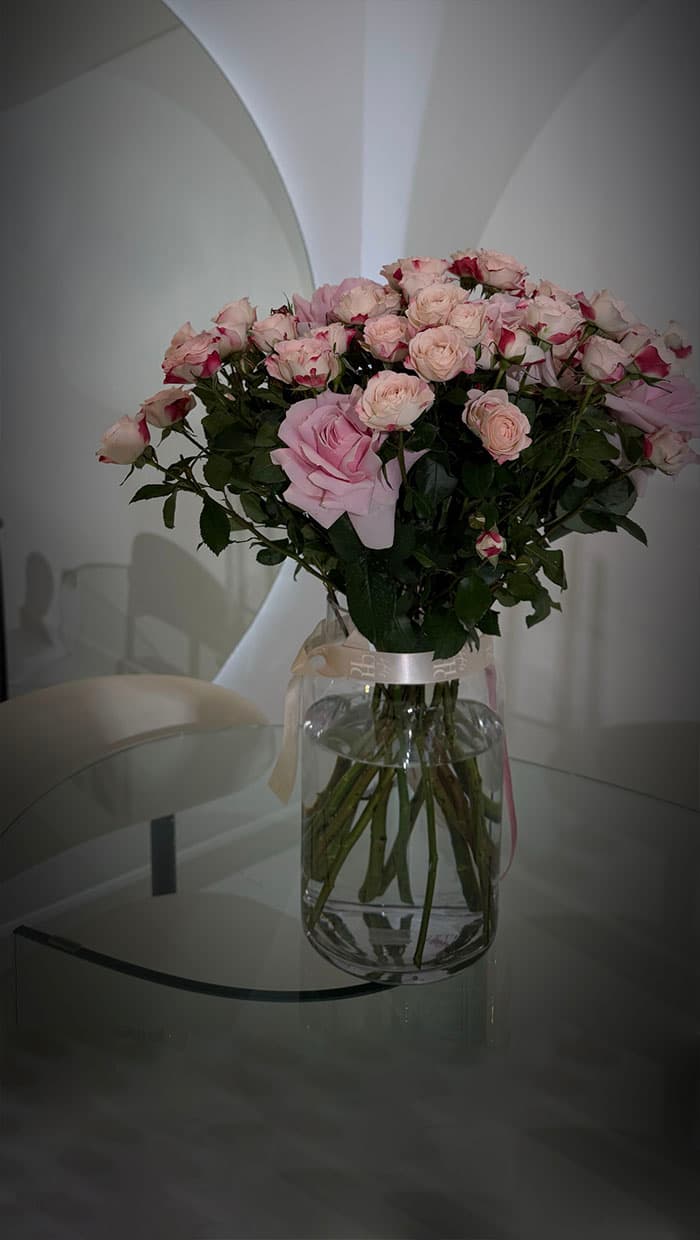 Flowers subscription M by Holy Chic Flowers Manila, product view 6