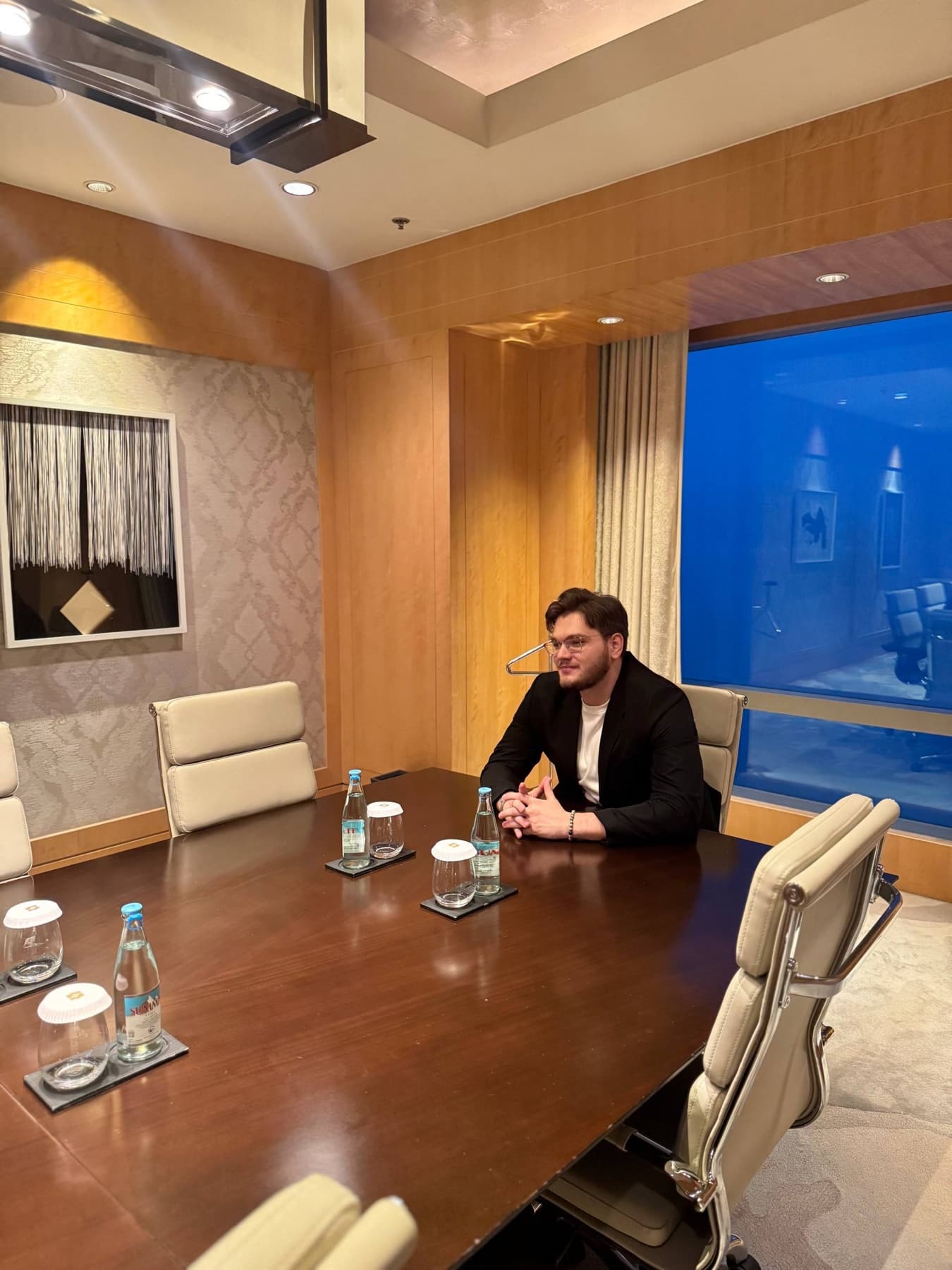 Ruslan Makaev in a business meeting in Metro Manila