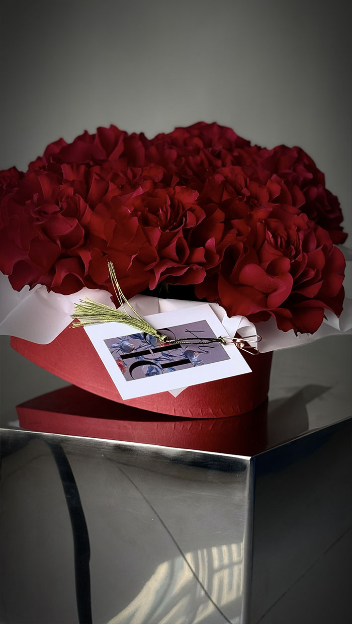 Red roses heart shaped box